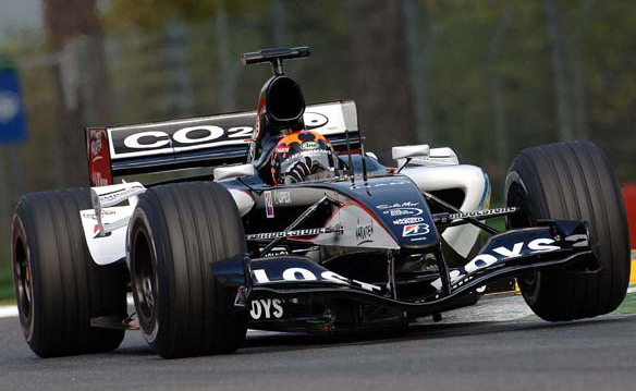 O holands Christijan Albers no novo Minardi - foto: 23.04.2005