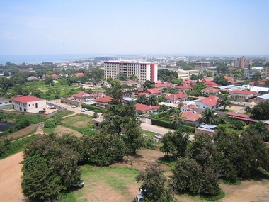 Bujumbura, capital do Burundi. FOTO/CRDITO: http://pt.wikipedia.org/wiki/Ficheiro:BujumburaFromCathedral.jpg