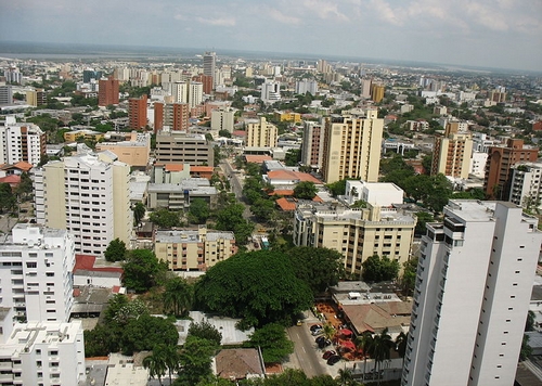 Barranquilla, 4 maior cidade da Colmbia - FOTO/CRDITO: http://pt.wikipedia.org/wiki/Ficheiro:Panor%C3%A1mica_general_de_Barranquilla.JPG