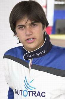 Nelsinho Piquet estreiou na Frmula 3 em 2001, obtendo 5 pdiuns e 1 vitria em 7 provas